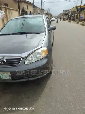 Toyota Corolla LE 2004 Gray