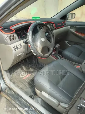 Toyota Corolla LE 2004 Gray