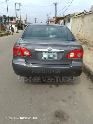 Toyota Corolla LE 2004 Gray
