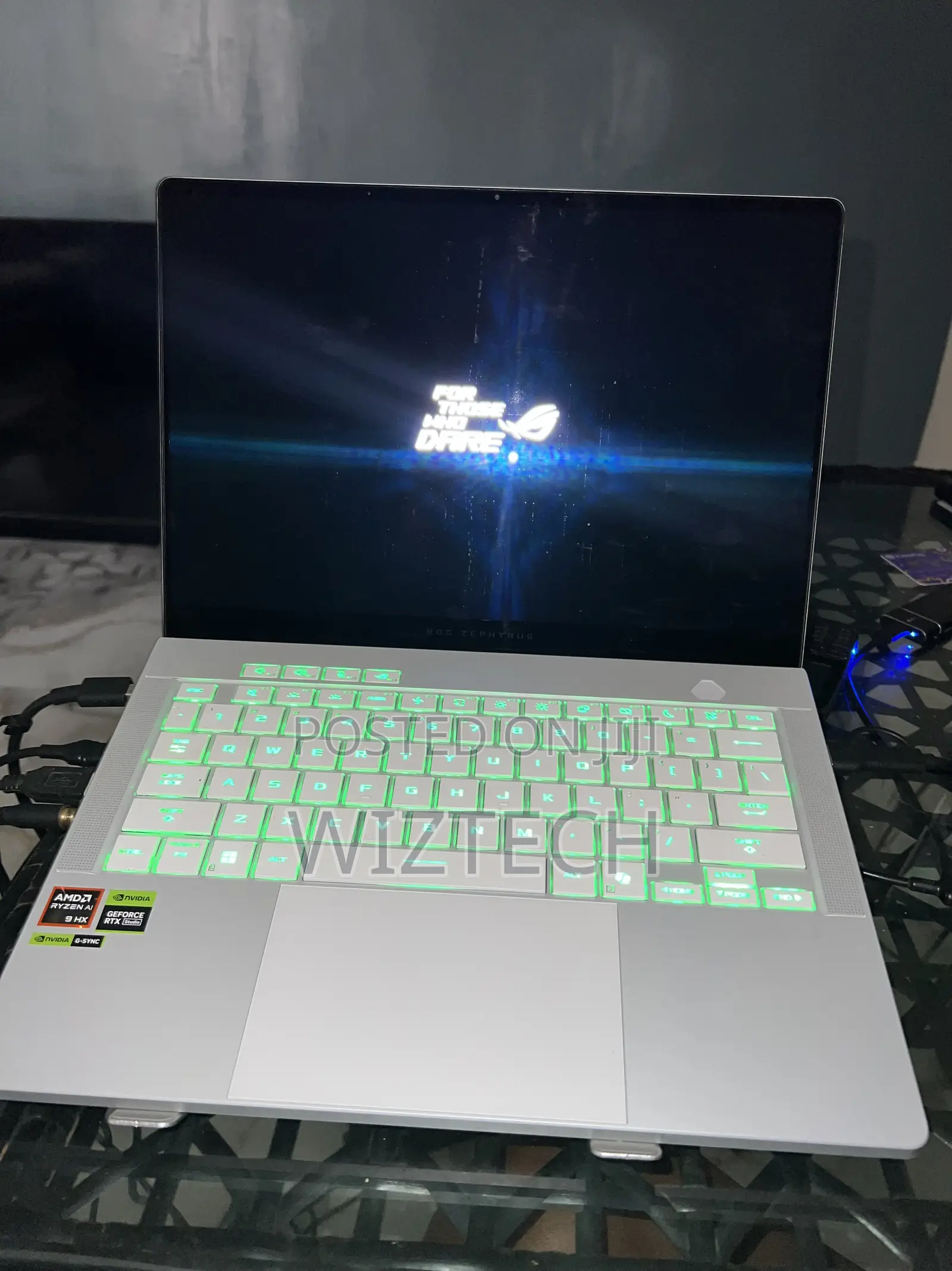 Laptop Asus ROG Zephyrus G14 32GB AMD Ryzen 9 SSD 1T