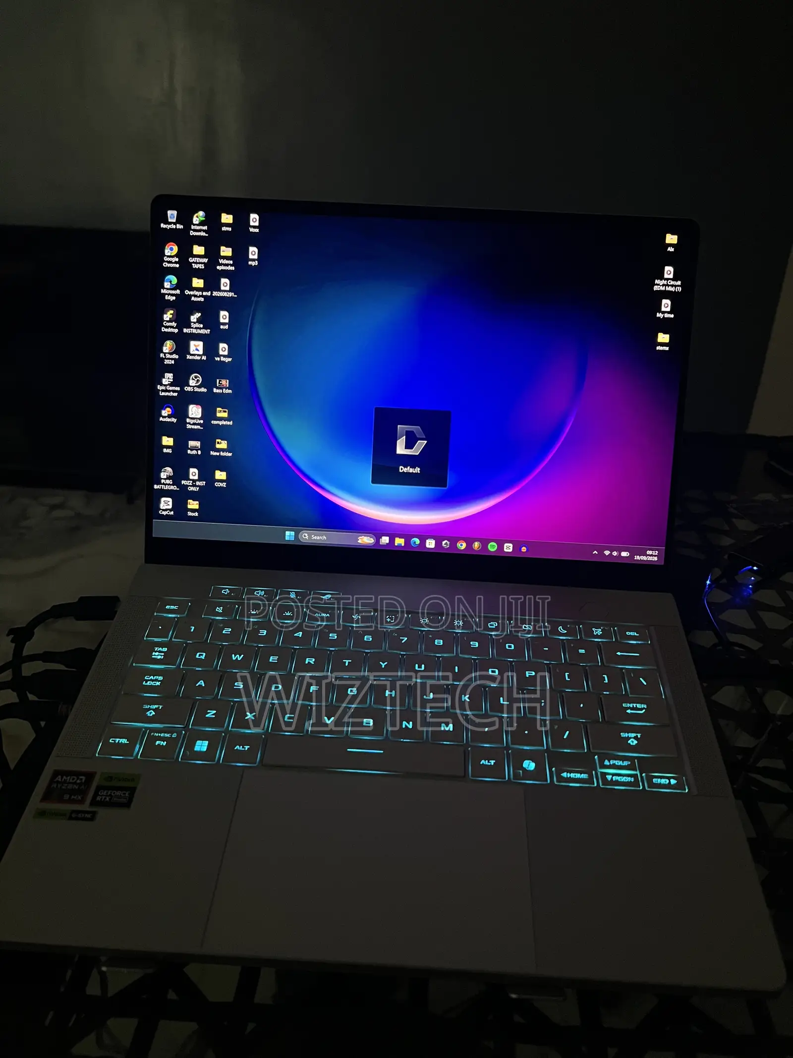 Laptop Asus ROG Zephyrus G14 32GB AMD Ryzen 9 SSD 1T