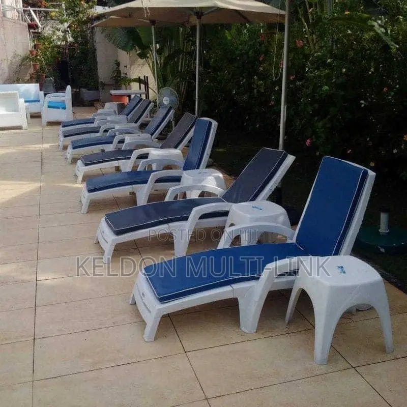 Pool Side Bed