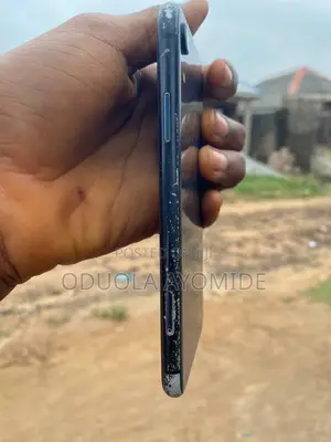 Apple iPhone XR 64 GB Black