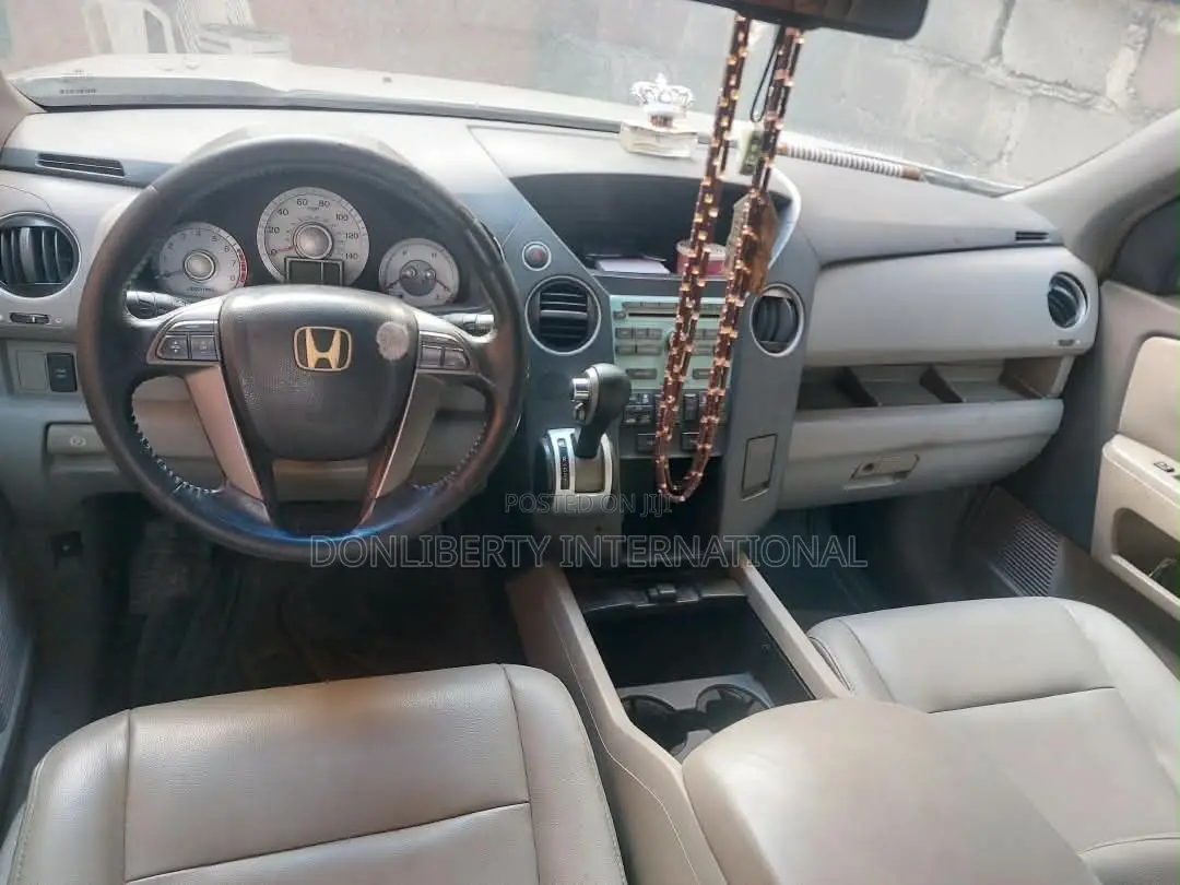 Honda Pilot 2008 Silver
