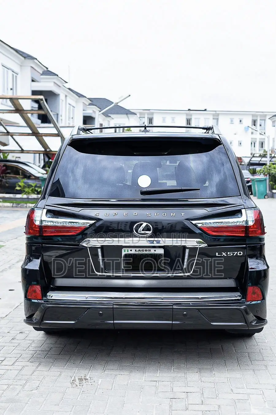 Lexus LX 570 2012 Black
