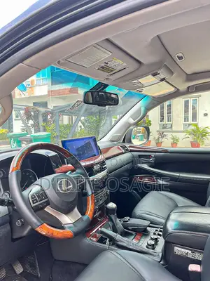 Lexus LX 570 2012 Black