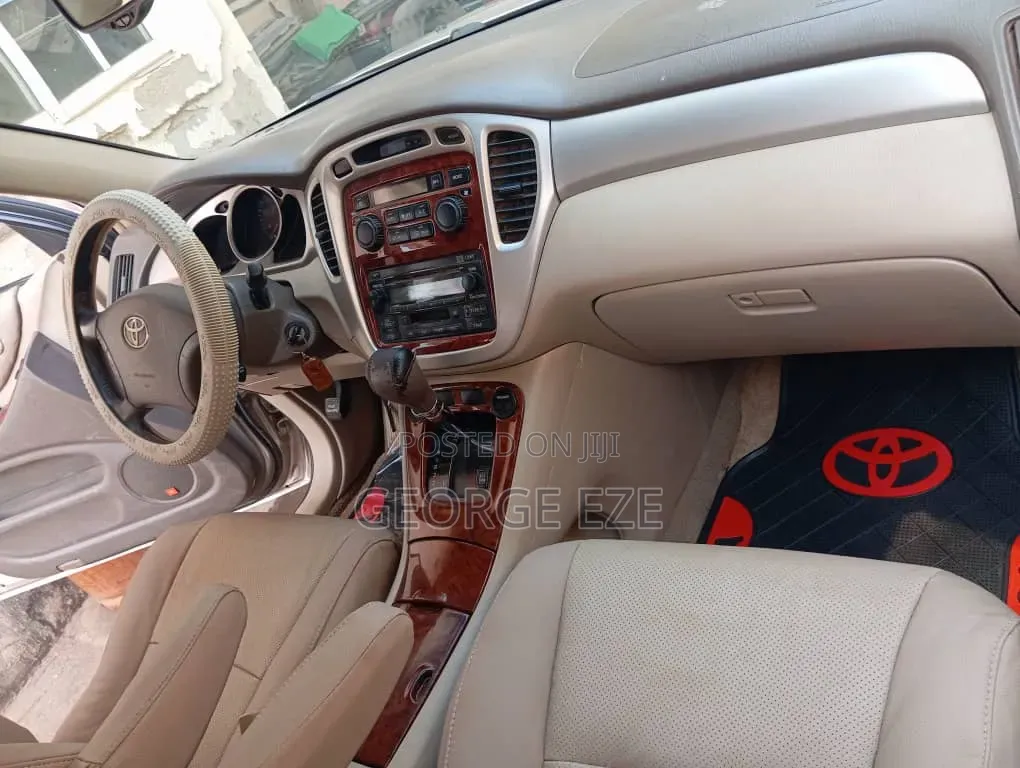 Toyota Highlander 2007 Gold
