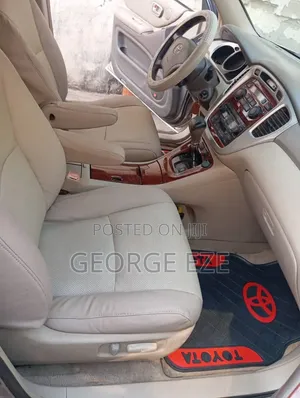 Toyota Highlander 2007 Gold