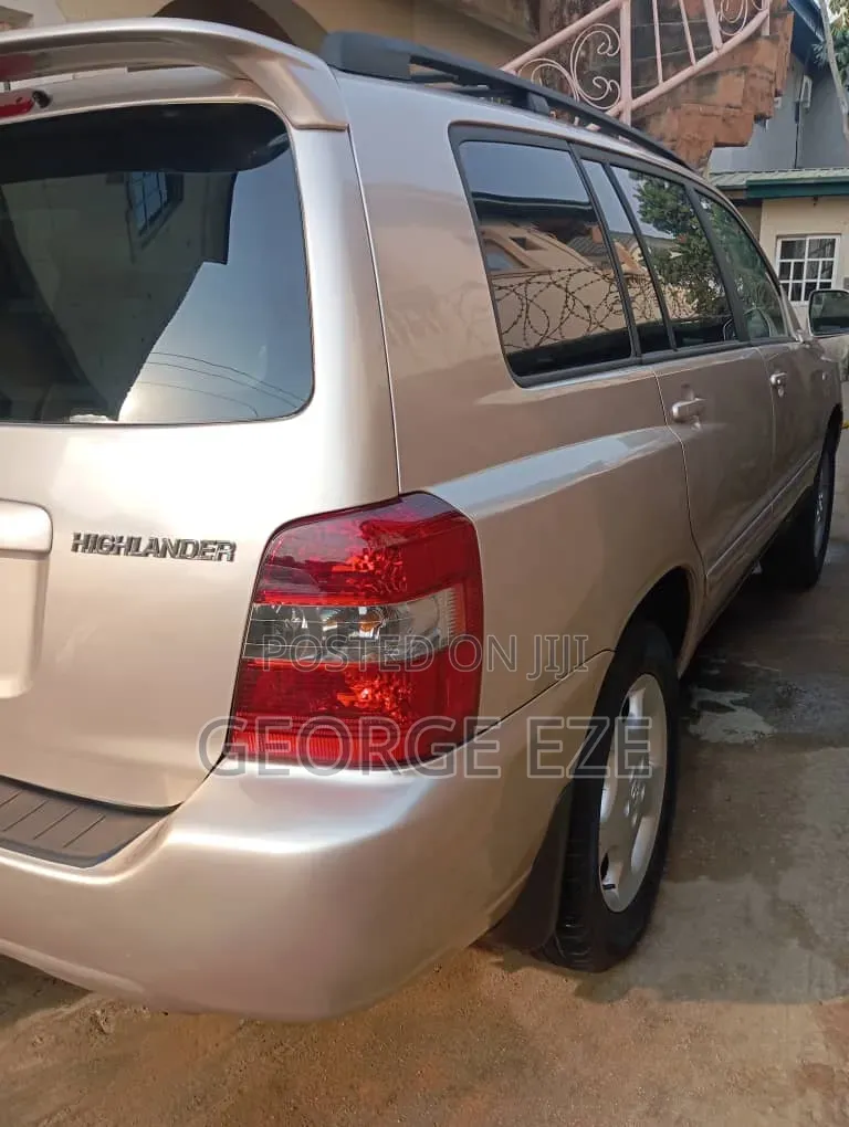 Toyota Highlander 2007 Gold