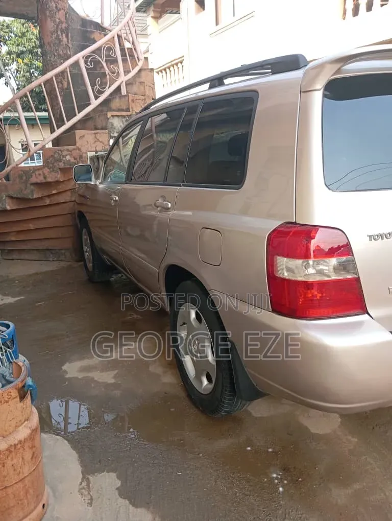 Toyota Highlander 2007 Gold