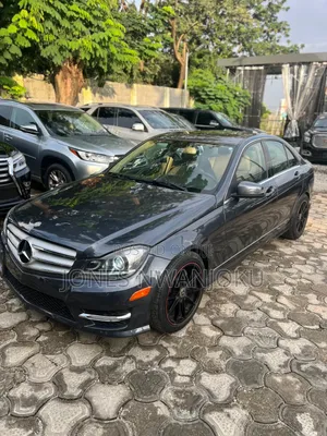 Mercedes-Benz C300 Sport 4Matic Sedan AWD (3.5L 6cyl 7A) 2014 Gray