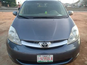 Toyota Sienna 2006 Gray