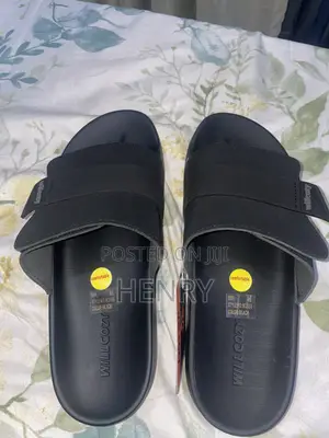 Brand New Original Will Cozy Slippers