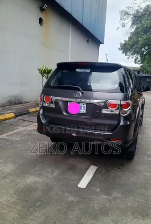 Toyota Fortuner 2017 Gray