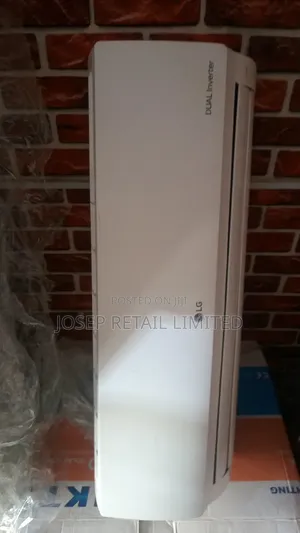 1hp LG Dual Inverter Air Condition With Remote and Indoor Hanger
