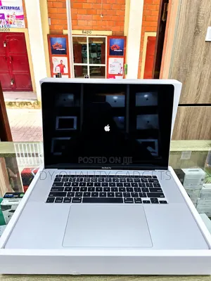 Laptop Apple MacBook Pro 2019 16GB Intel Core i9 SSD 1T
