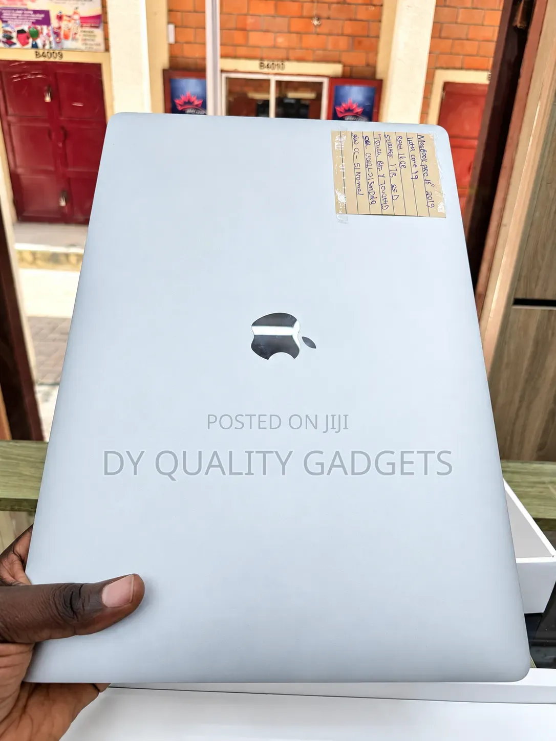 Laptop Apple MacBook Pro 2019 16GB Intel Core i9 SSD 1T