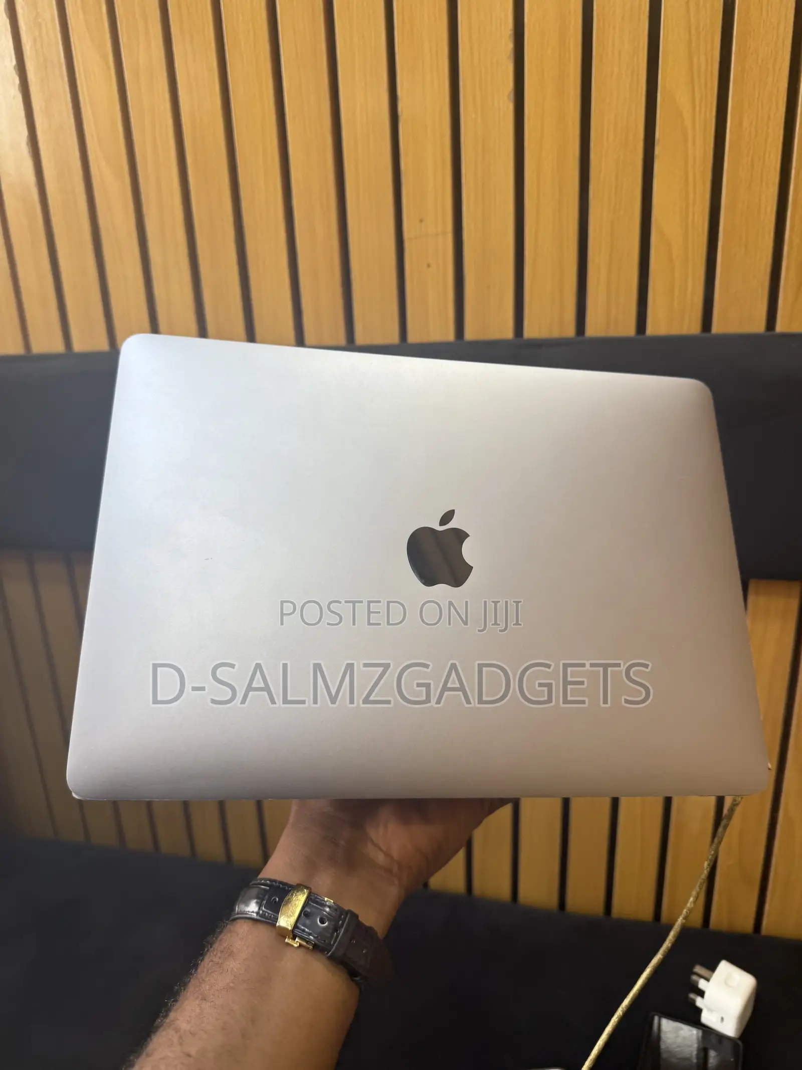Laptop Apple MacBook Pro 2017 8GB Intel Core i5 SSD 256GB