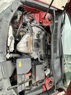 Toyota Camry SE 4dr Sedan (2.5L 4cyl 6A) 2013 Red