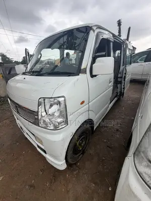 Suzuki Every 2015 White