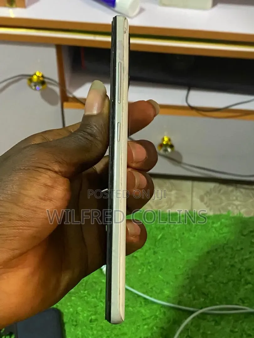 Samsung Galaxy A51 128 GB White