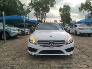 Mercedes-Benz C300 Sport 4Matic Sedan AWD (2.0L 4cyll 7A) 2016 White
