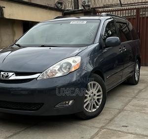 Toyota Sienna XLE Limited 2008 Blue