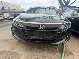 Honda Accord Sport (2.0L 4cyl Turbo 6M) 2019 Black