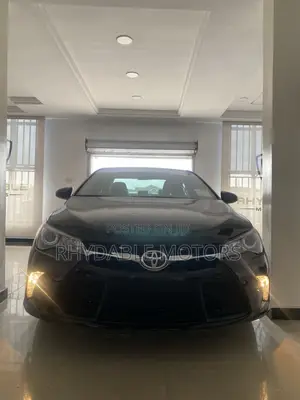 Toyota Camry SE 4dr Sedan (2.5L 4cyl 6A) 2017 Black