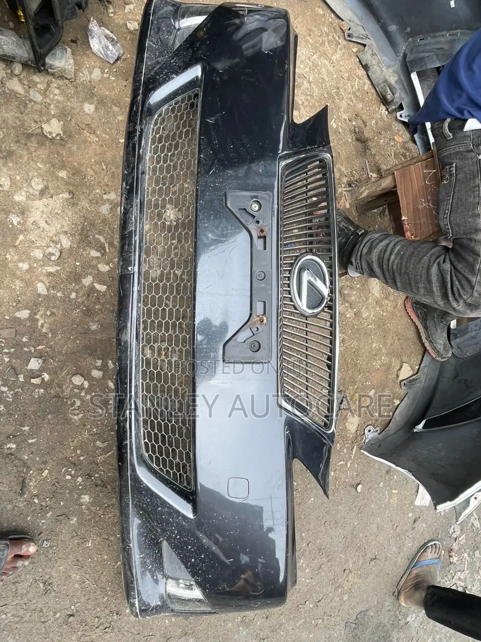 Complete Front Bumper IS250 2008
