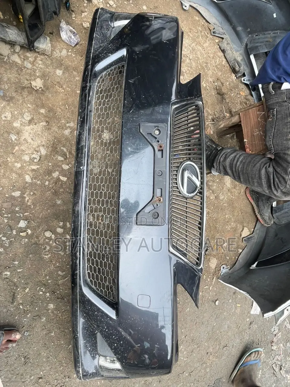 Complete Front Bumper IS250 2008