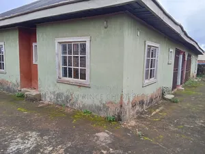 4bdrm Bungalow in Amakama State, Umuahia for sale