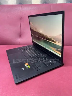 Laptop HP Omen 16 16GB AMD Ryzen 9 SSD 512GB