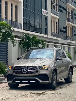 Mercedes-Benz GLE-Class GLE 350 4MATIC 2020 Gold