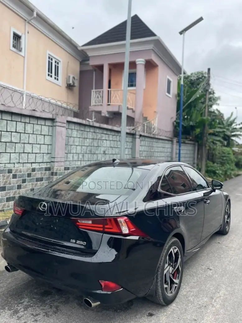 Lexus IS 2015 Black