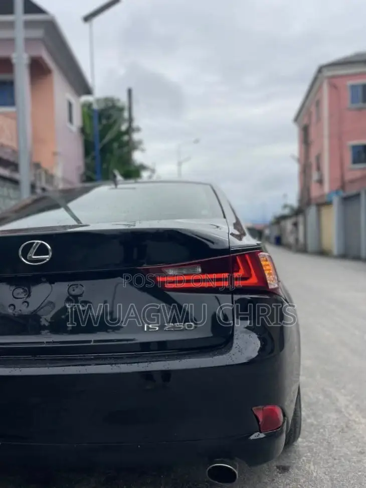 Lexus IS 2015 Black