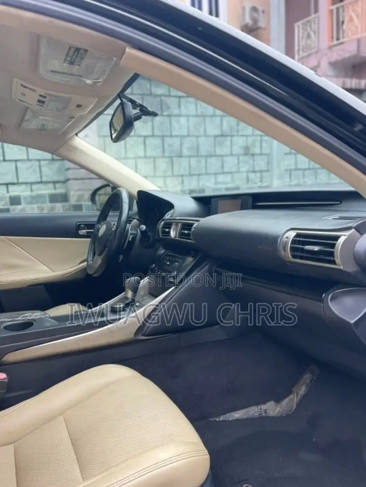 Lexus IS 2015 Black