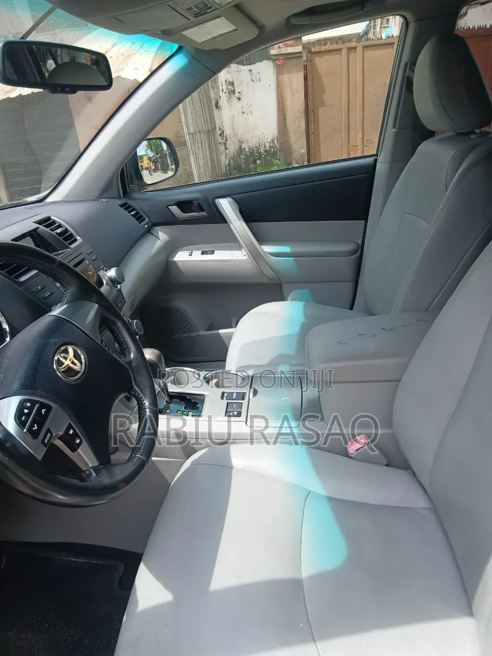 Toyota Highlander 2012 Silver