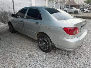 Toyota Corolla LE 2005 Silver