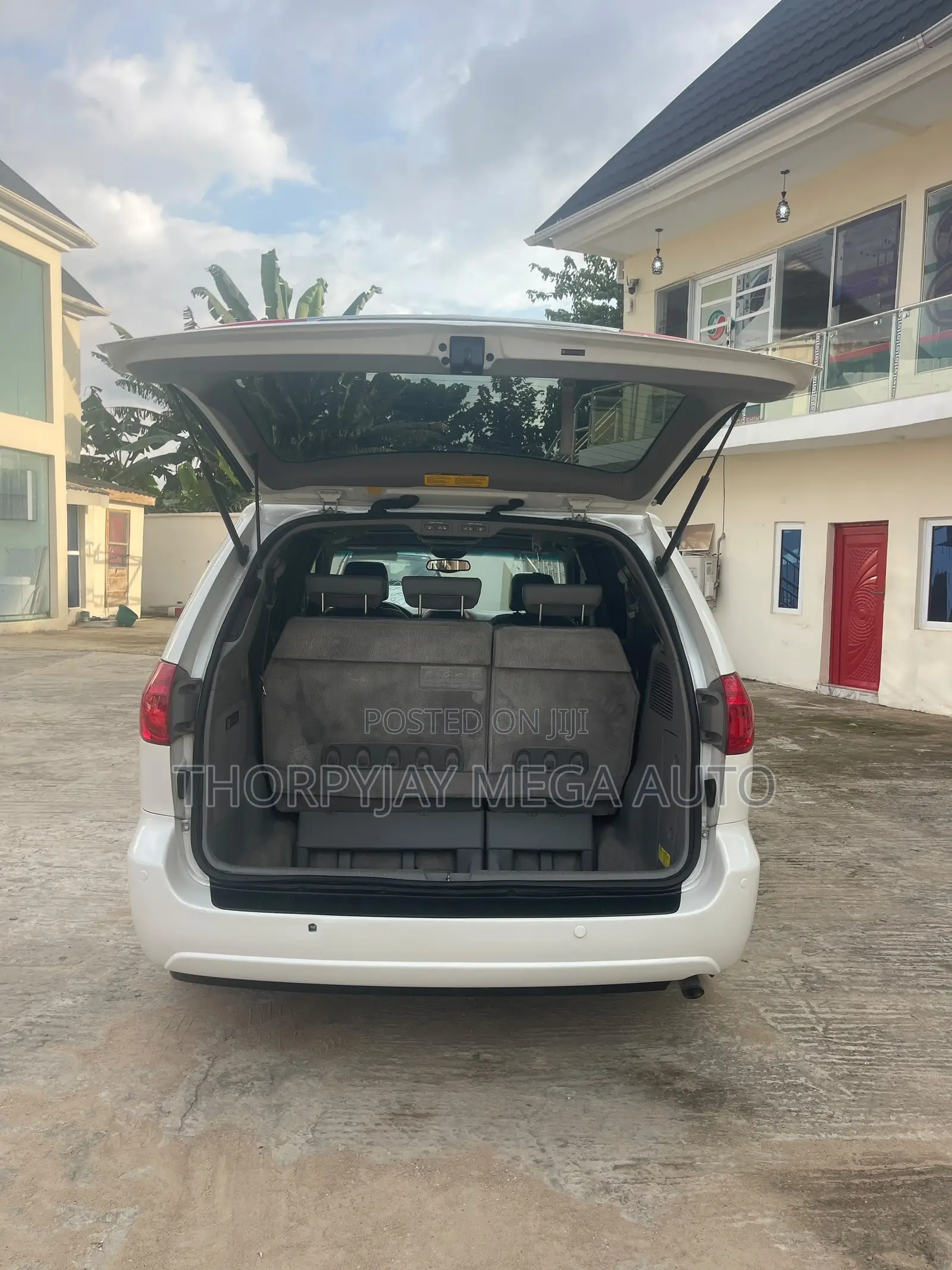 Toyota Sienna XLE Limited 2007 White