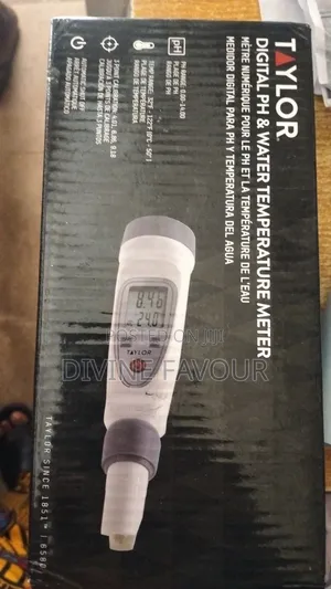 Taylor pH Meter