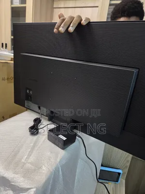 Samsung 27" Smart Monitor S27FM50