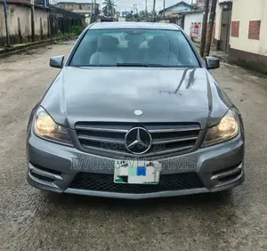 Mercedes-Benz C300 2013 Gray