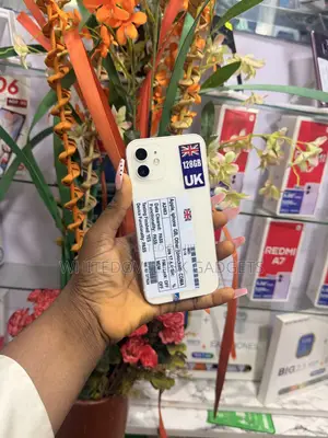 Apple iPhone 12 128 GB White
