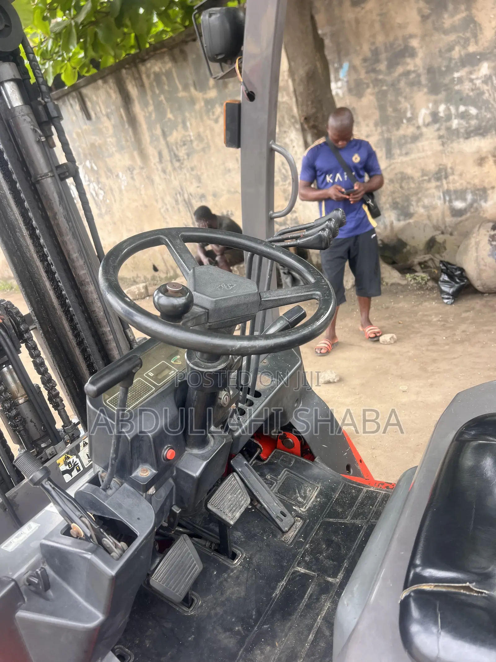 3 Tons Forklift Available for Sale