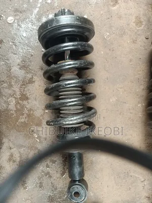 2006/2010/Lr 3,4,5 . Range Rover Shock