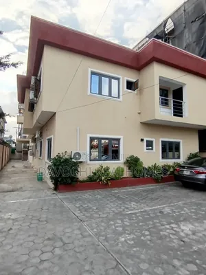 6bdrm Duplex in Lekki Phase 1 for rent