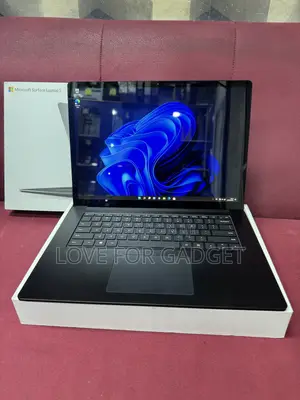 Laptop Microsoft Surface Laptop 5 32GB Intel Core i7 SSD 1T
