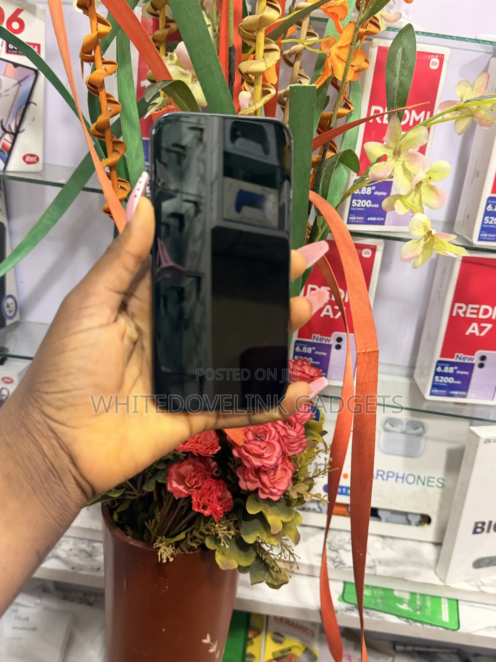 Apple iPhone 16 128 GB Black