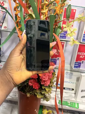 Apple iPhone 16 128 GB Black